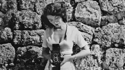 A Frustratingly Provocative Documentary, ‘Naked Ambition’ Focuses on ‘Bunny,’ a Woman Photographer Who Broke Into the Pin-Up Industry